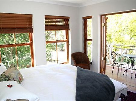 Penelope'S Stellenbosch Bed & Breakfast Exterior photo